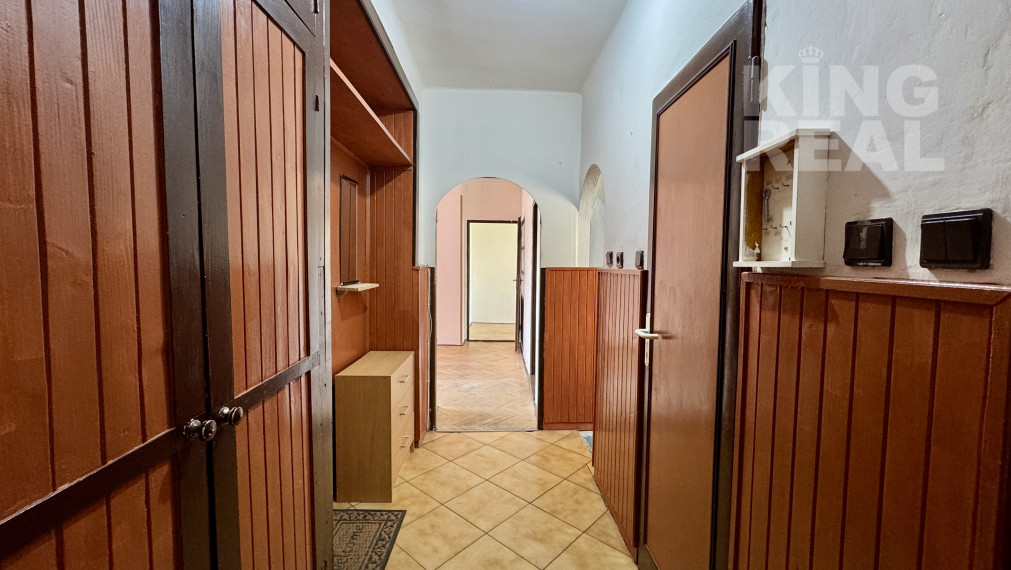 Na predaj 2,5 izbový byt s loggiou, ul. Moyzesova 1, Bardejov