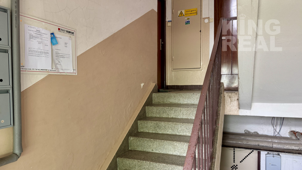 REZERVOVANÝ!! 3i. byt v tehlovom bytovom dome v centre Prešova