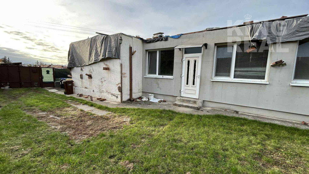 🏡 Pozemok s rodinným domom na zbúranie –Drážovce pri Nitre