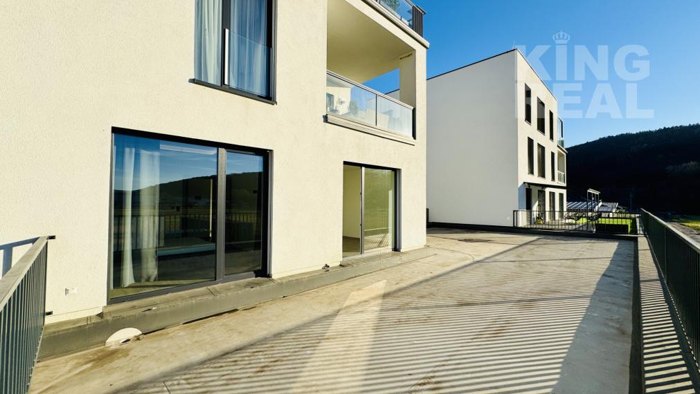 Na predaj moderný 3-izbový byt s veľkou záhradou v novostavbe, Bardejovská Nová Ves, okr. Bardejov