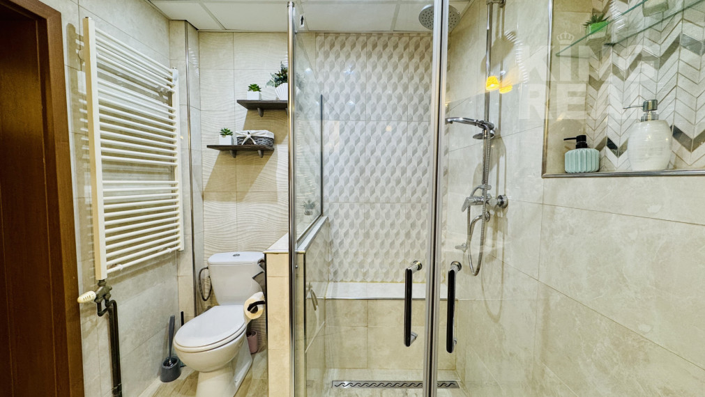 Predaj priestranného rodinného domu s veľkým pozemkom – Nižná Hutka, Ortášska ulica (12 km od Košíc)