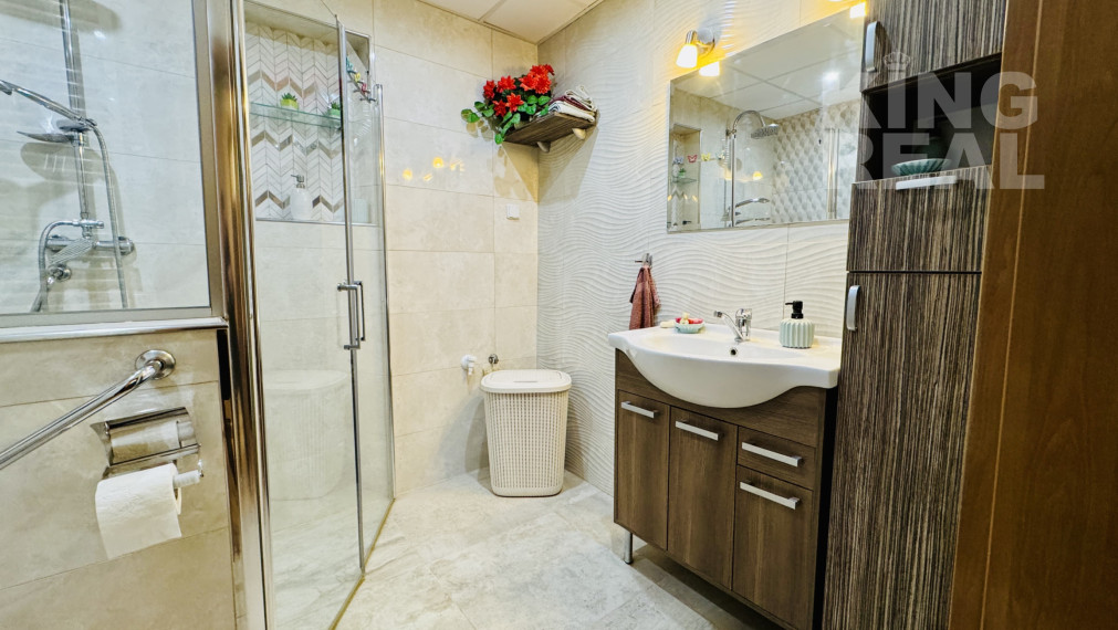 Predaj priestranného rodinného domu s veľkým pozemkom – Nižná Hutka, Ortášska ulica (12 km od Košíc)