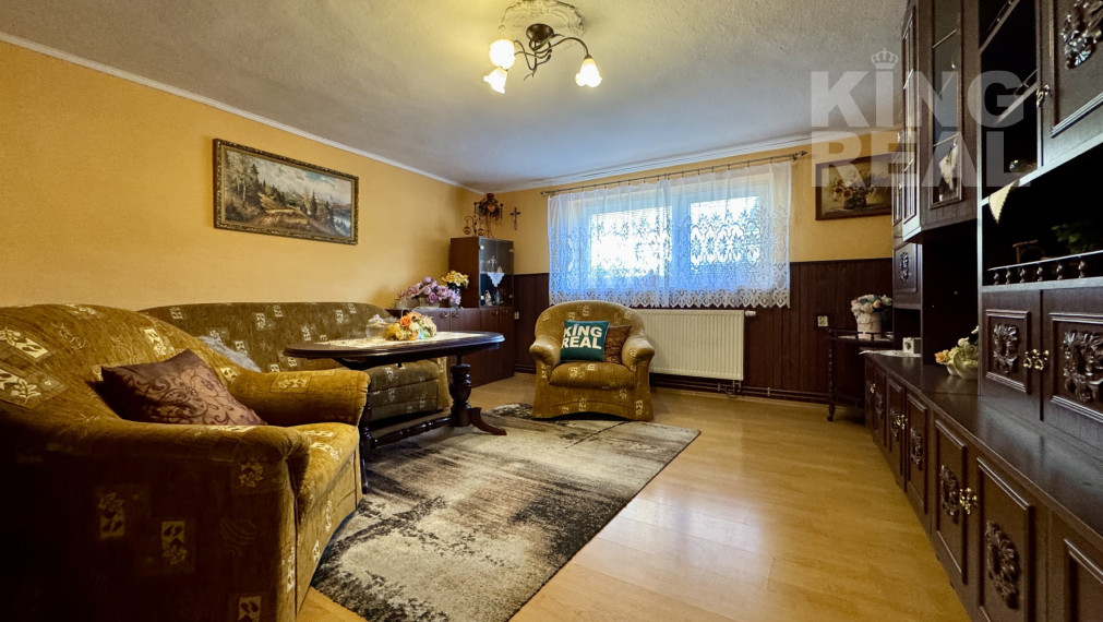 Predaj priestranného rodinného domu s veľkým pozemkom – Nižná Hutka, Ortášska ulica (12 km od Košíc)