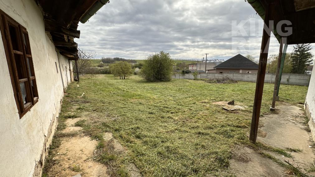 🏡 Pozemok s rodinným domom na odstránenie – Malé Ripňany
