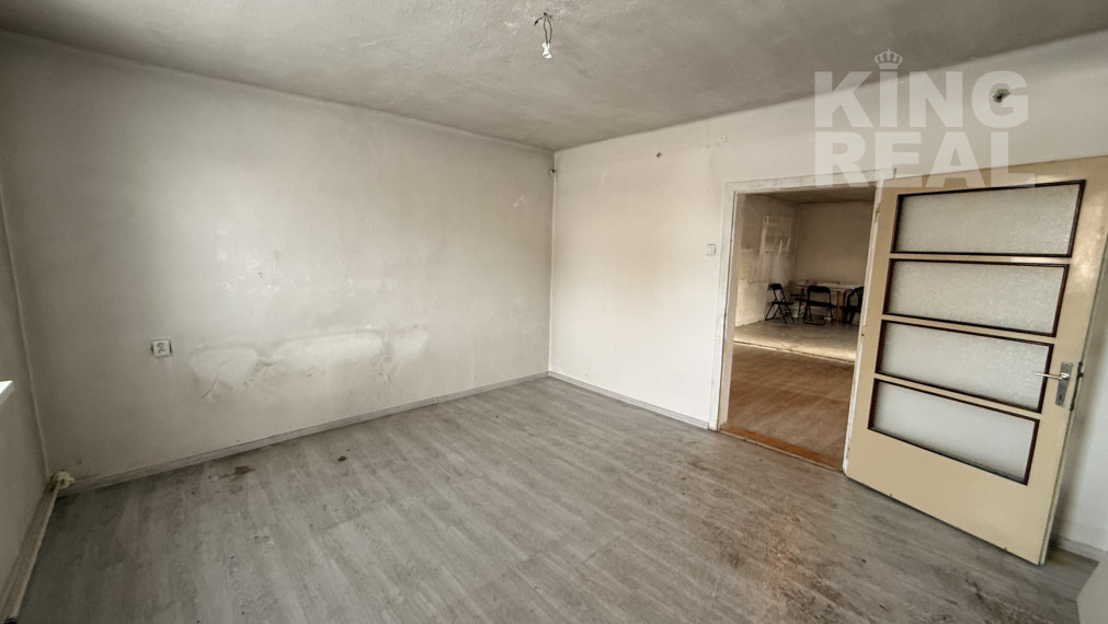 NA PREDAJ – RODINNÝ DOM S PRÍSTAVBOU, BÁNOV