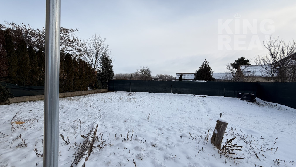 NA PREDAJ – RODINNÝ DOM S PRÍSTAVBOU, BÁNOV