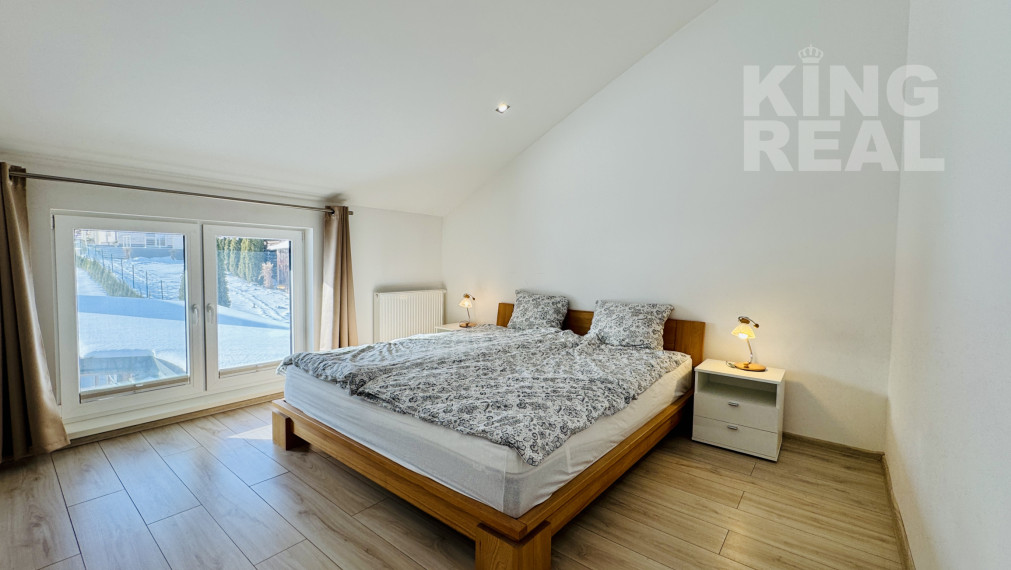 Moderný 2-podlažný drevodom s krbom, terasou a parkovaním, Kľušov, okr. Bardejov