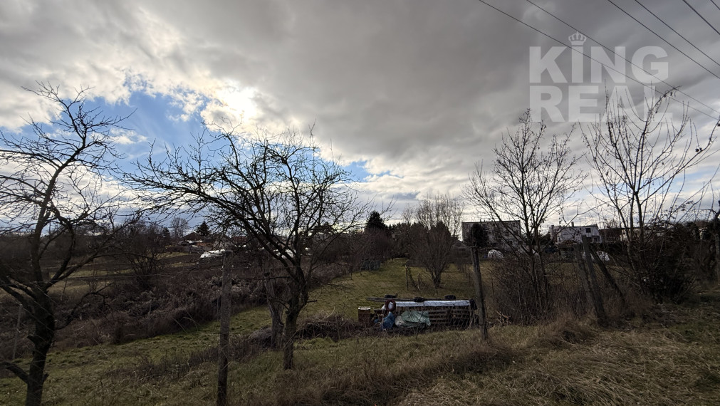 SLNEČNÝ POZEMOK DOLNÝ OHAJ- ULICA OLIVOVÁ