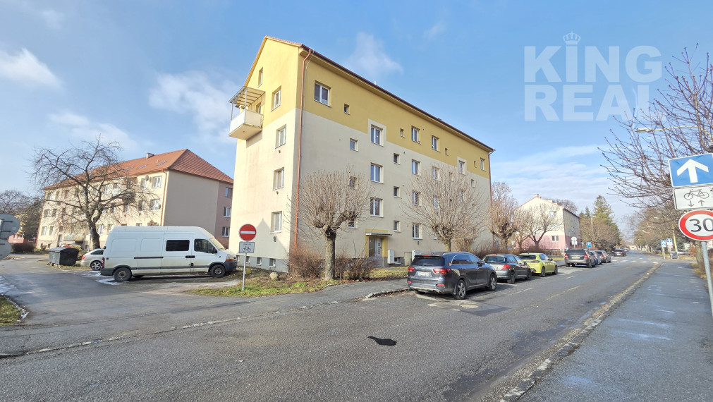 NA PREDAJ TEHLOVÝ 2 IZBOVÝ BYT V PREŠOVE – ŠIRŠIE CENTRUM