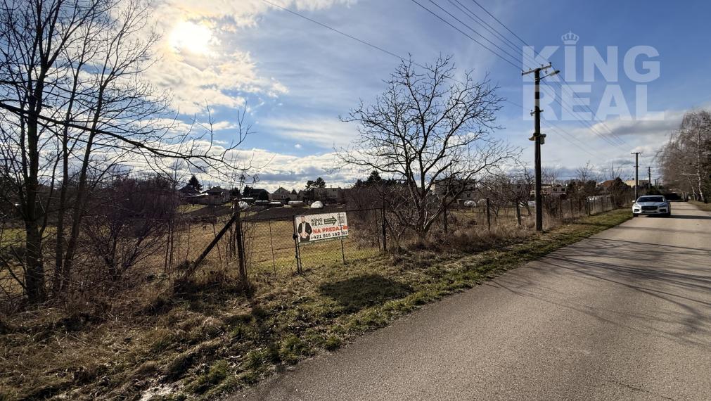 IDEÁLNY STAVEBNÝ POZEMOK 1145 m² – DOLNÝ OHAJ, OLIVOVÁ