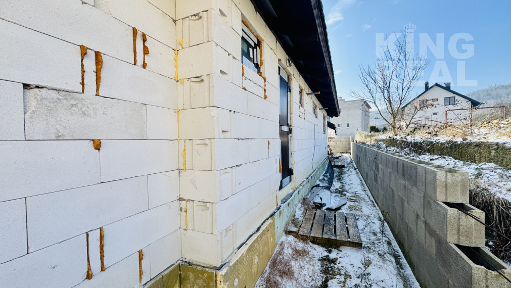 NOVOSTAVBA - Rodinný dom 4 izbový v obci Hertnik okr. Bardejov