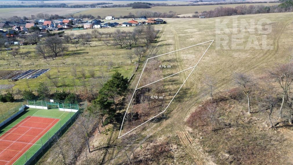 Pozemok v obci Hodkovce, Košice-okolie