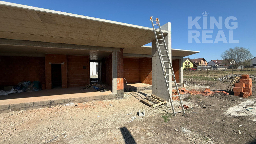 PREDAJ: Rodinné domy MONASTERY Prešov, Nižná Šebastová