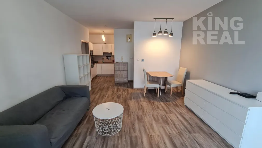 PRENÁJOM 3 - izbový byt na Cyrilometodskej v Nových Zámkoch