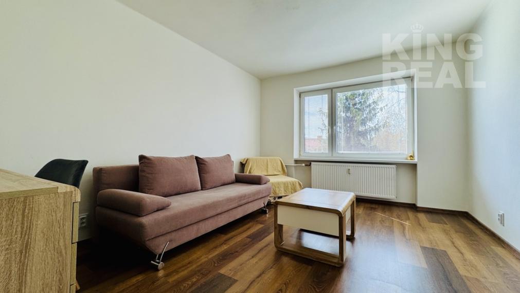 NA PRENÁJOM - 3 izbový byt s balkónom, ul. Janouškova v Prešove