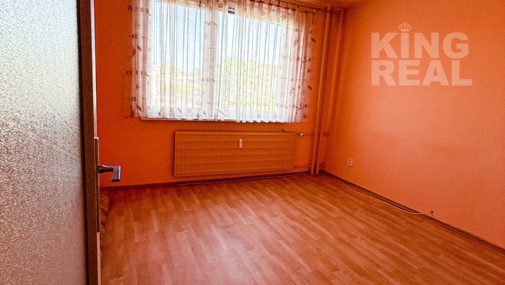 REZERVOVANÉ - 4 - izbový byt - Nábrežná, Nové Zámky
