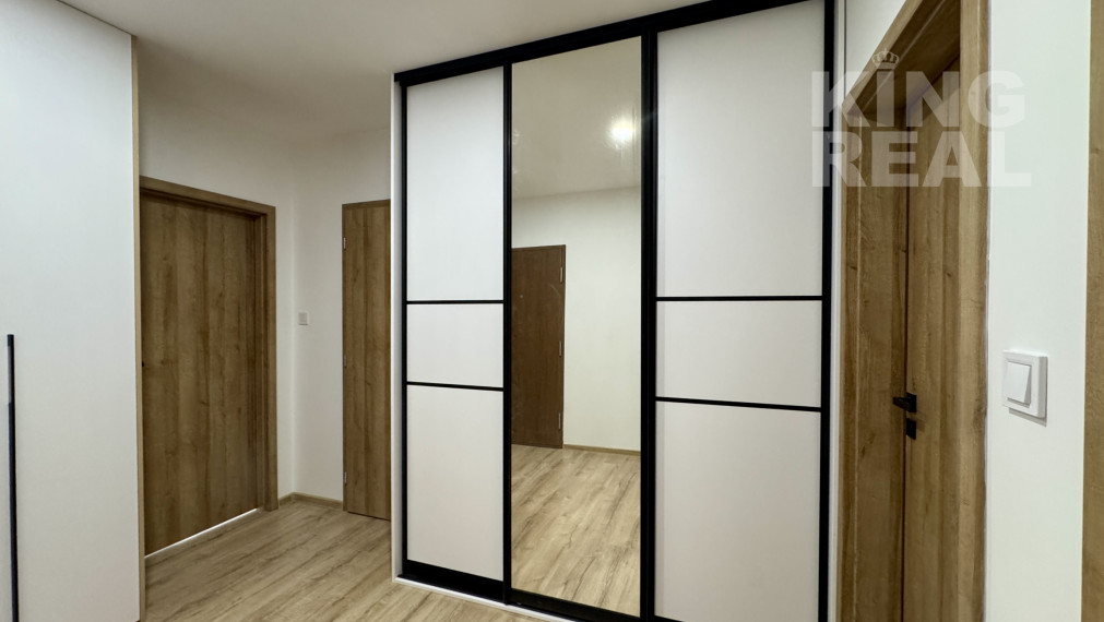 ŠTÝLOVÝ 3-IZBOVÝ BYT PO KOMPLETNEJ REKONŠTRUKCII – PREŠOV, SEKČOV