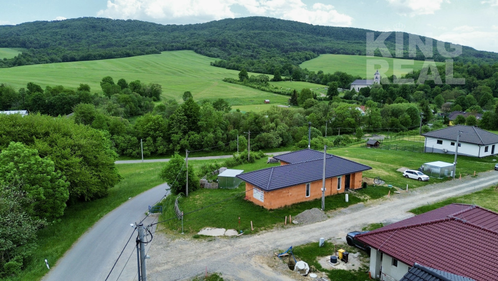 Na predaj novostavba RD v obci Becherov, okr. Bardejov.