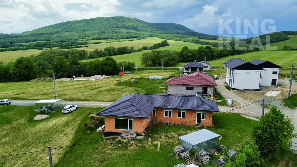 Na predaj novostavba RD v obci Becherov, okr. Bardejov.