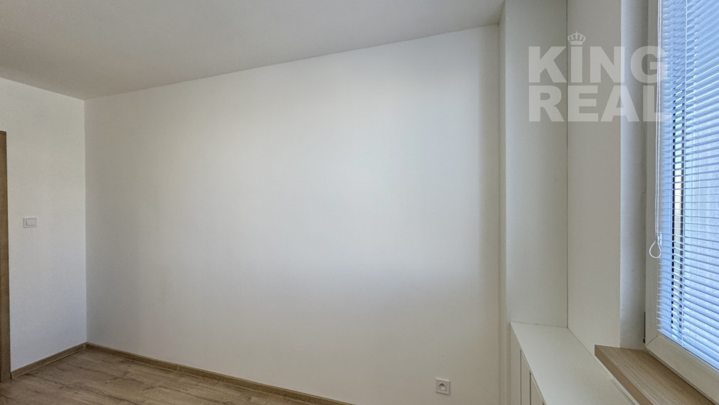 ŠTÝLOVÝ 3-IZBOVÝ BYT PO KOMPLETNEJ REKONŠTRUKCII – PREŠOV, SEKČOV
