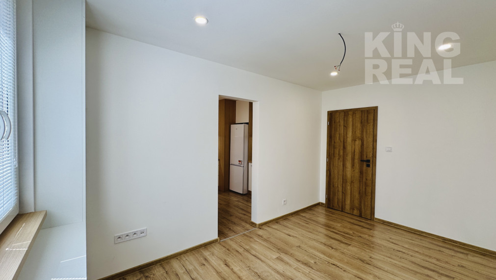 ŠTÝLOVÝ 3-IZBOVÝ BYT PO KOMPLETNEJ REKONŠTRUKCII – PREŠOV, SEKČOV