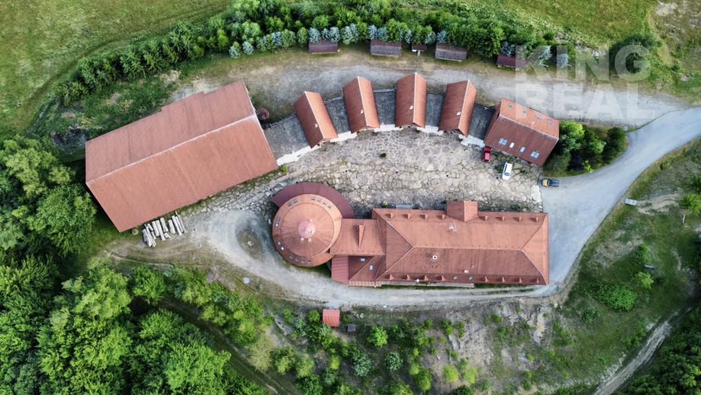 !!ZNÍŽENÁ CENA!! EXKLUZÍVNE NA PREDAJ : Areál Slnečný Majer, Stebnícka Huta, okr. Bardejov