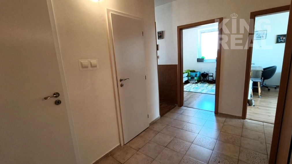 Na prenájom: zariadený 3-izbový byt s balkónom, MDŽ 2