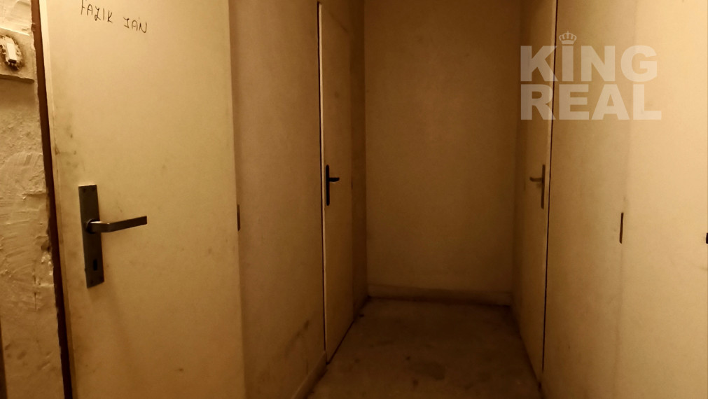 Exkluzívne na predaj 3-izbový byt s balkónom v meste Štúrovo.