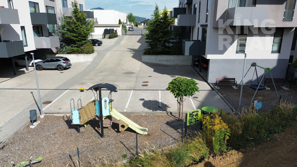 NA PREDAJ LUXUSNÝ 2 IZBOVÝ BYT S POZEMKOM 199m2 - PREŠOV