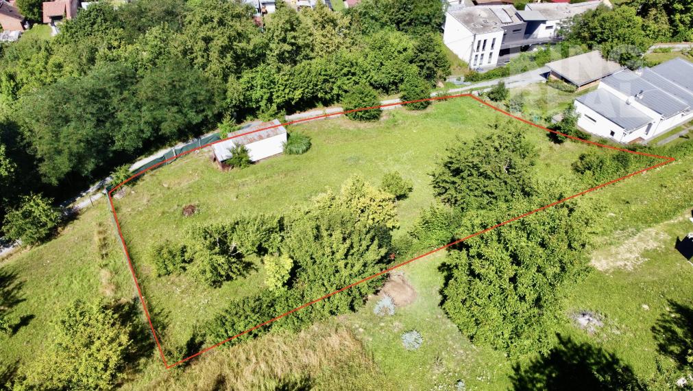 Na predaj slnečný pozemok s krásnym výhľadom na historické centrum Bardejova