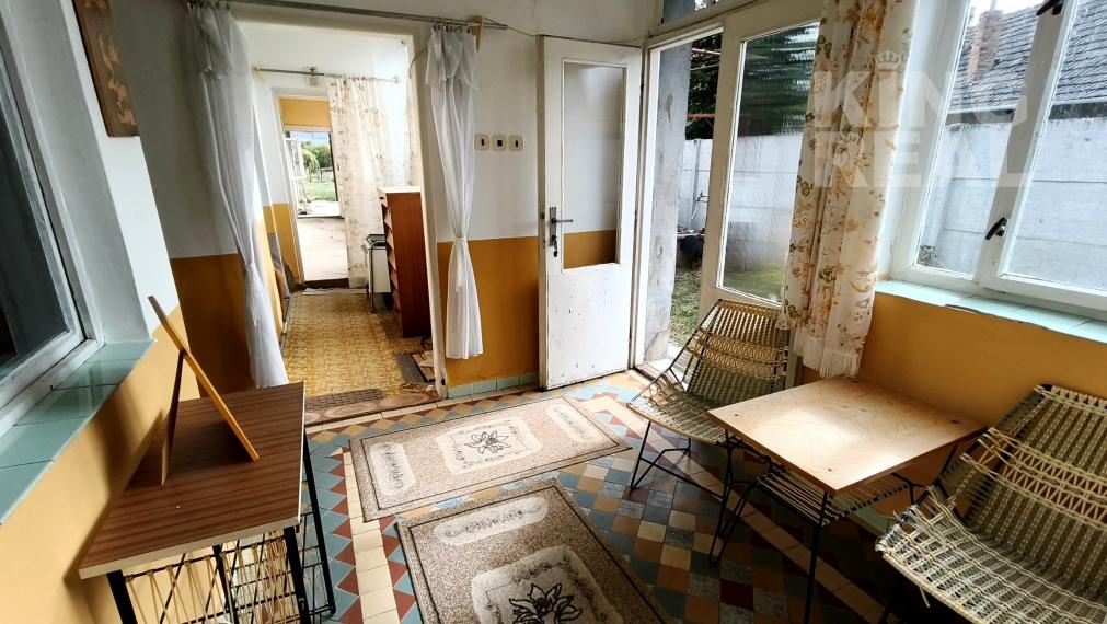 4-izbový rodinný dom v Tešedíkove s pozemkom pri jazere