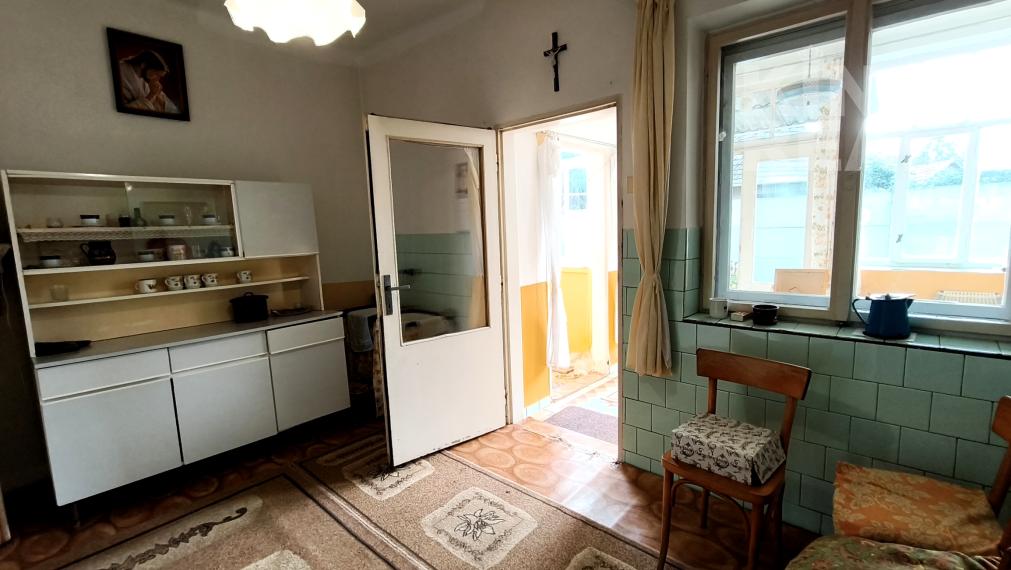 4-izbový rodinný dom v Tešedíkove s pozemkom pri jazere