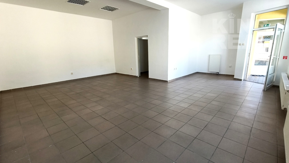 PRIESTOR NA PRENÁJOM V CENTRE MESTA ŠURANY