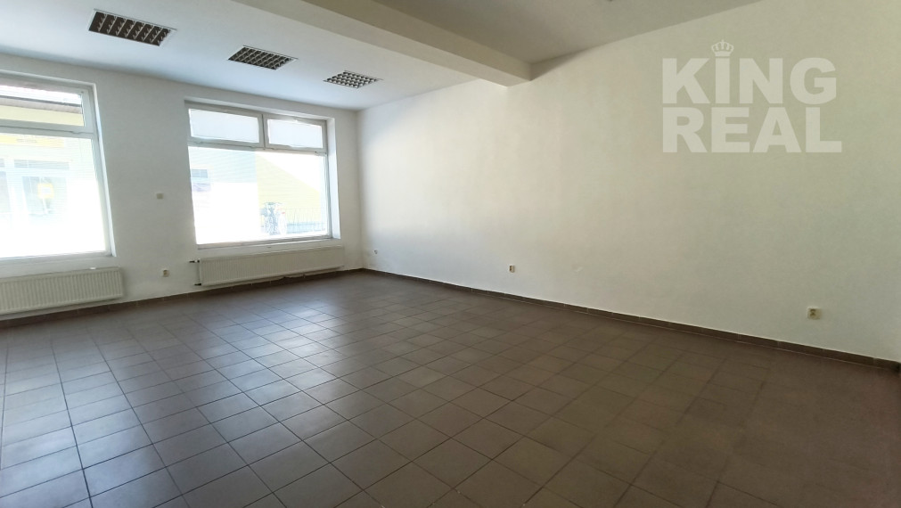PRIESTOR NA PRENÁJOM V CENTRE MESTA ŠURANY