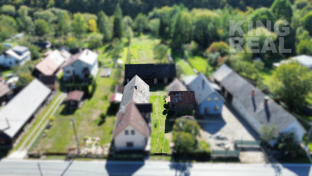 Vidiecky dom so stodolou, sypancom a záhradou v obci Gerlachov okr. Bardejov