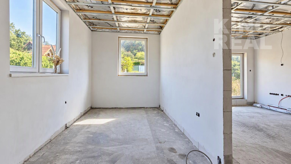 NA PREDAJ | NOVOSTAVBA - Trojizbový rodinný dom s pozemkom 946 m² – Lažany pri Prešove