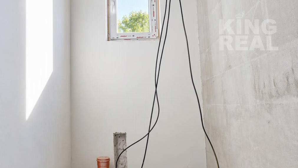 NA PREDAJ | NOVOSTAVBA - Trojizbový rodinný dom s pozemkom 946 m² – Lažany pri Prešove
