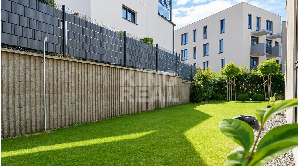 NA PREDAJ LUXUSNÝ 2 IZBOVÝ BYT S POZEMKOM 199m2 - PREŠOV
