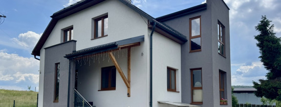 Veľký rodinný dom na rozsiahlom pozemku v obci Zborov okr. Bardejov