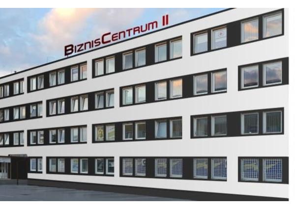 Veľký priestor na prenájom (výroba, sklad, obchod...) v centre Bardejova
