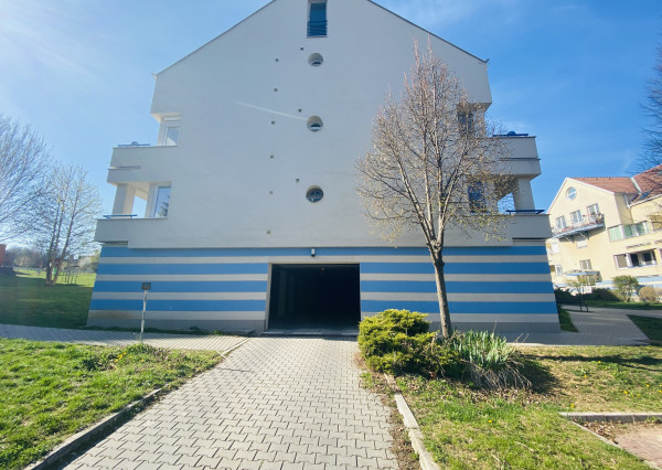 GARÁŽOVÉ STÁTIE NITRA ČERMÁŇ