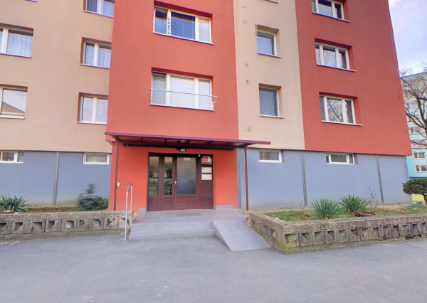 Na predaj 3-izbový byt Prešov – Sídlisko III. Prostějovská