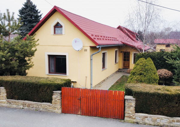 Rodinný dom s dvoma samostatnými bytmi vo Veľkom Šariši