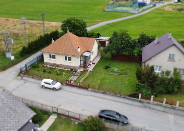 Rodinný dom so záhradou v Sabinove, ul. Nezabudova 16