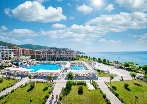 Luxusné apartmány v PREMIER FORT APARTHOTEL aj NA SPLÁTKY v komplexe priamo na pláži v Bulharsku