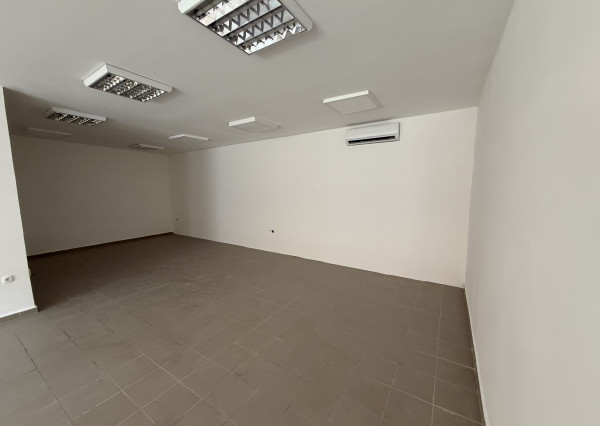 PRIESTOR NA PRENÁJOM V CENTRE MESTA ŠURANY
