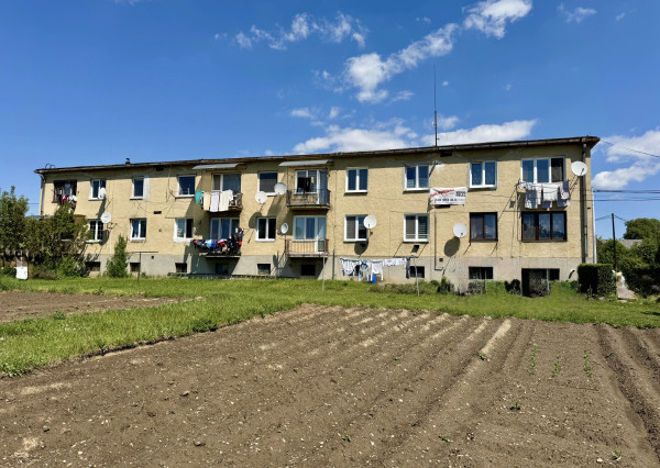 Na predaj 2 izbový byt s pozemkami, Jarovnice, Sabinov
