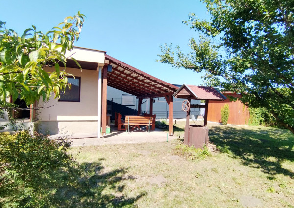 ZNÍŽENÁ CENA - záhrada s chatkou osada Hliník Nové Zámky