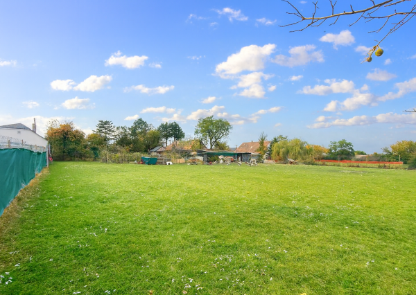 Na predaj pozemok v obci Jatov