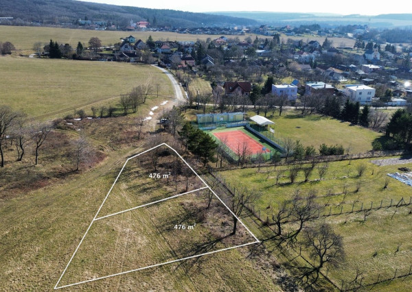 Pozemok v obci Hodkovce, Košice-okolie